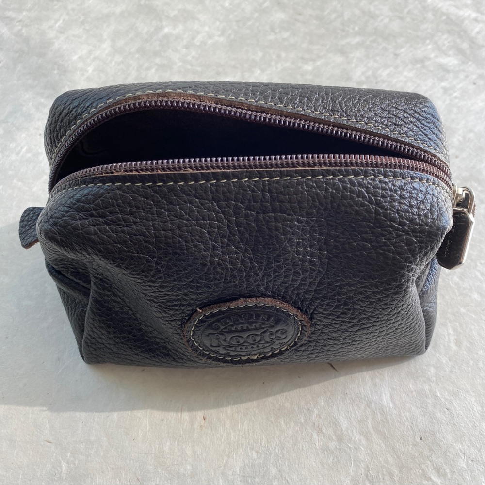 Roots leather pouch